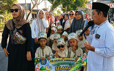 Semangat Ratusan peserta didik, guru, dan karyawan Yaspifa Warnai Pawai Ta'aruf Tahun Baru Islam 1 Muharram 1448 H